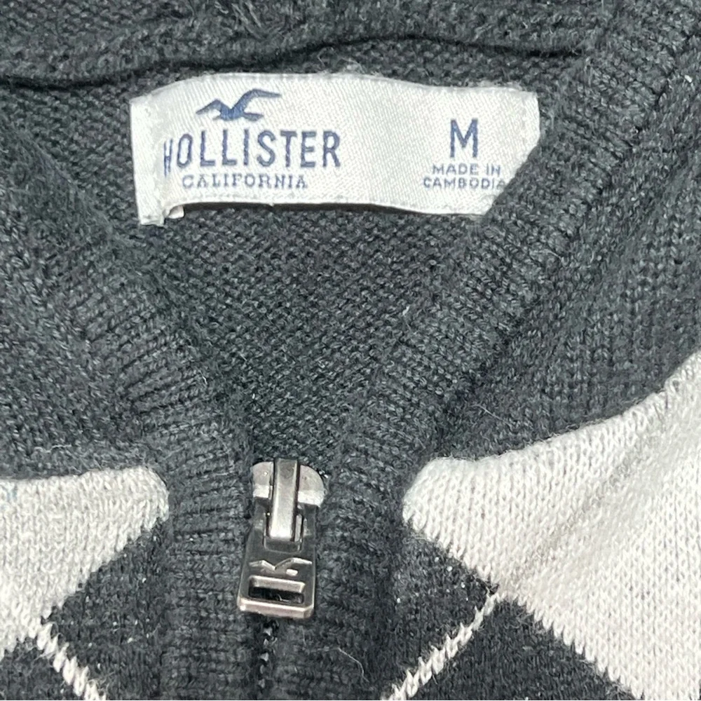 Hollister Full Zip Hooded Argyle Sweater Women’s Sz. Med Black White Silver - Picture 2 of 6